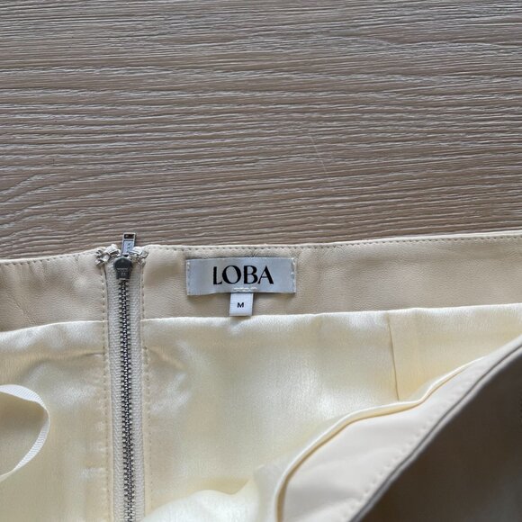 LOBA Anabella Faux Leather Micro Skirt in Off White - Picture 4 of 5